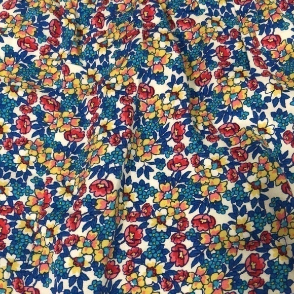 Socialite Flower Print Skirt Size Medium - Picture 2 of 4